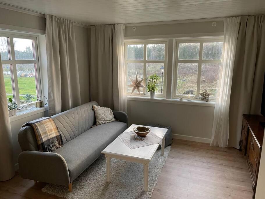 Ny Laegenhet I Vesene Apartment Ljung ภายนอก รูปภาพ