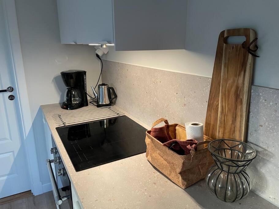 Ny Laegenhet I Vesene Apartment Ljung ภายนอก รูปภาพ