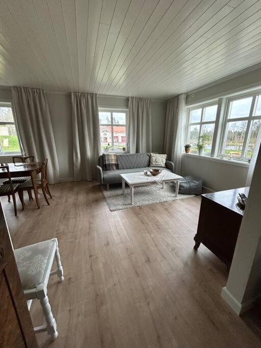 Ny Laegenhet I Vesene Apartment Ljung ภายนอก รูปภาพ